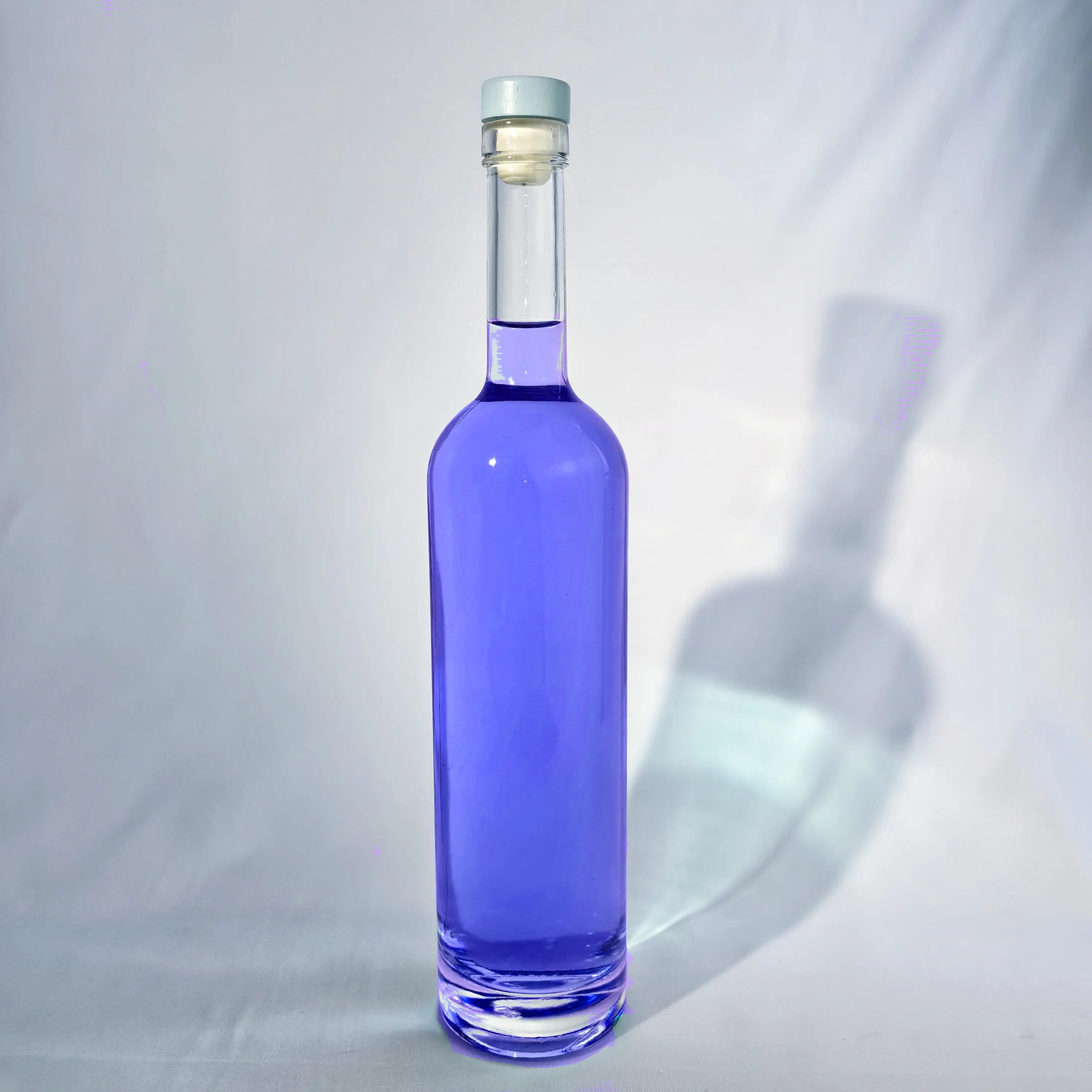 700ml Cam Şişe - Vodka, Gin, Korkulu