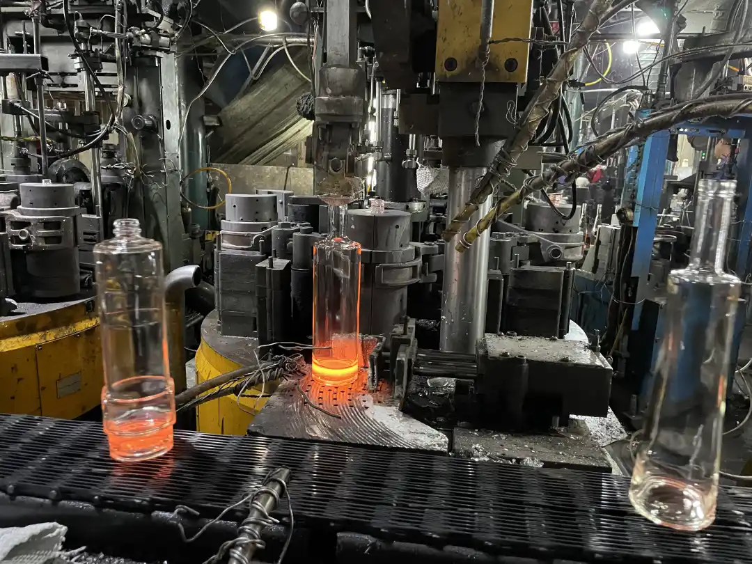 Whiskey Cam Şişesi